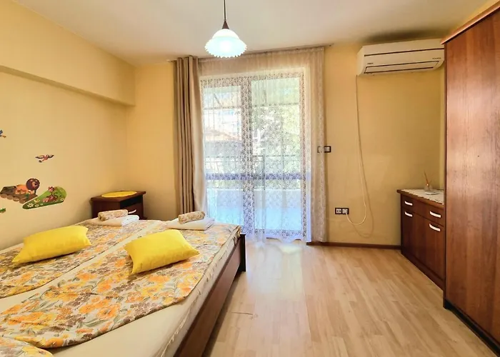 Sunny View - Seaside With Garage דירה *